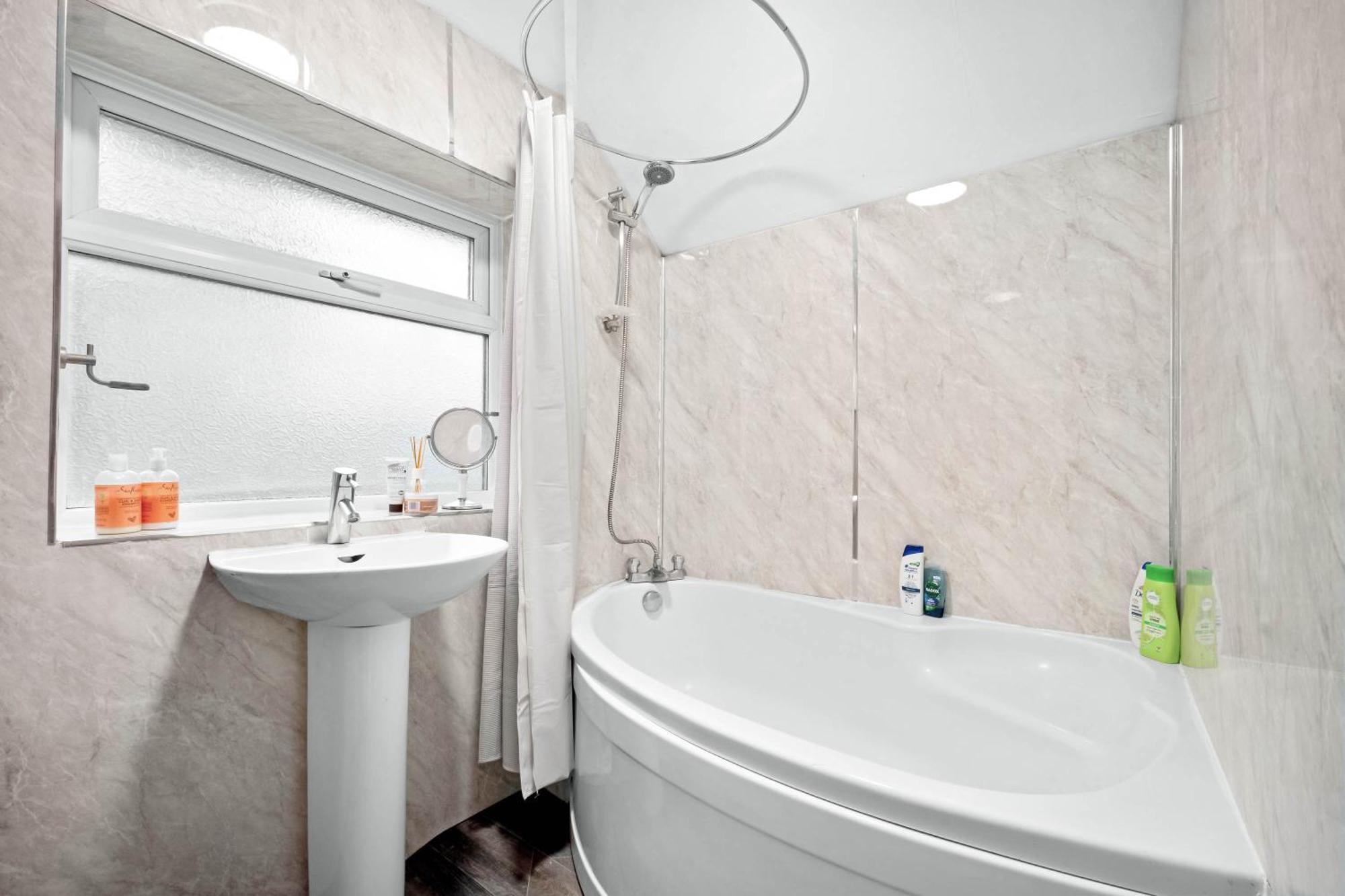 Modern 18 Guest Large Home In Solihull - Near Nec, Jlr, Hs2 And Bhx 伯明翰 外观 照片